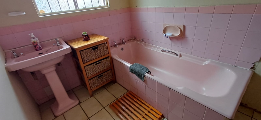 To Let 3 Bedroom Property for Rent in Morelig Free State